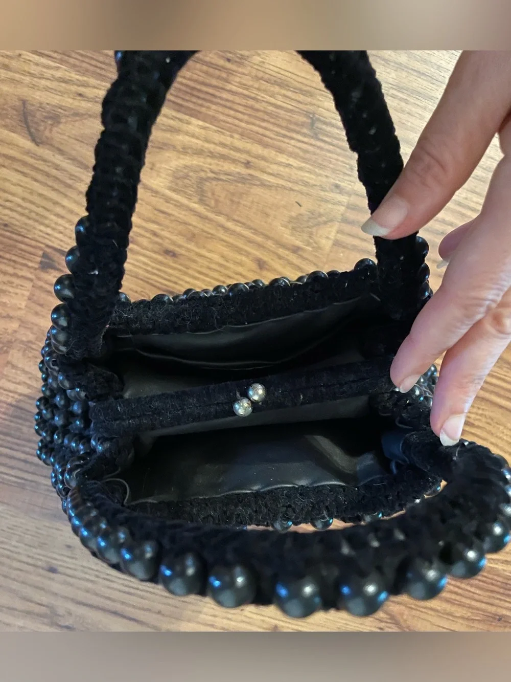 Vintage Black Beaded Top-Handle Metal Kiss Clasp Pochette Style Hand Bag